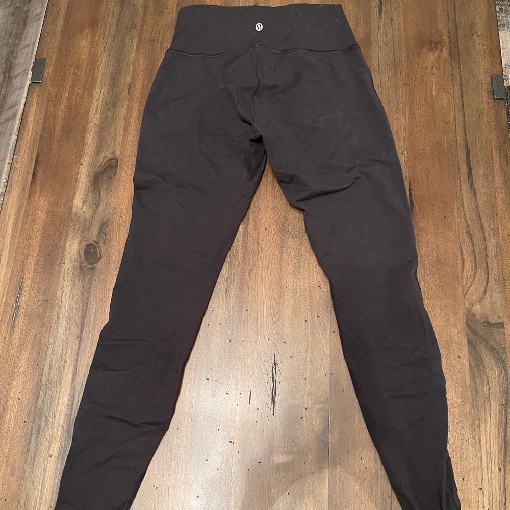 Wunder under lululemon size 8 mesh leggings - Picture 2 of 3